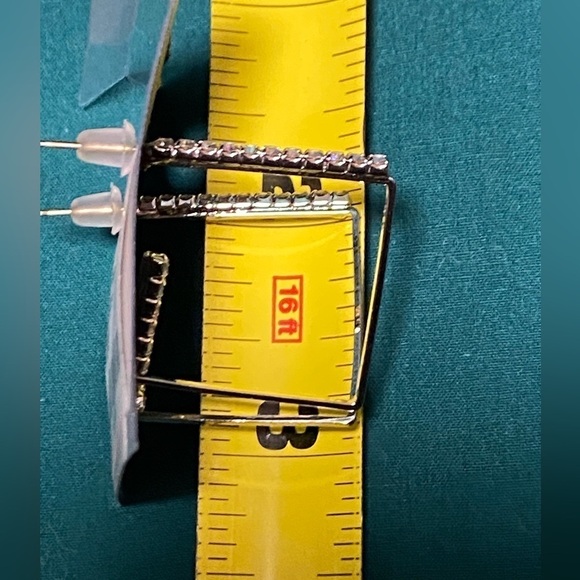 SHAG Wear Square Hoop Earrings, costume jewelry with bling, new. - Picture 9 of 10